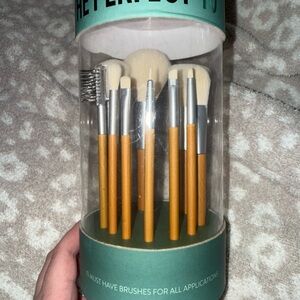 adidas Green Circular Cosmetic or Accessory Case